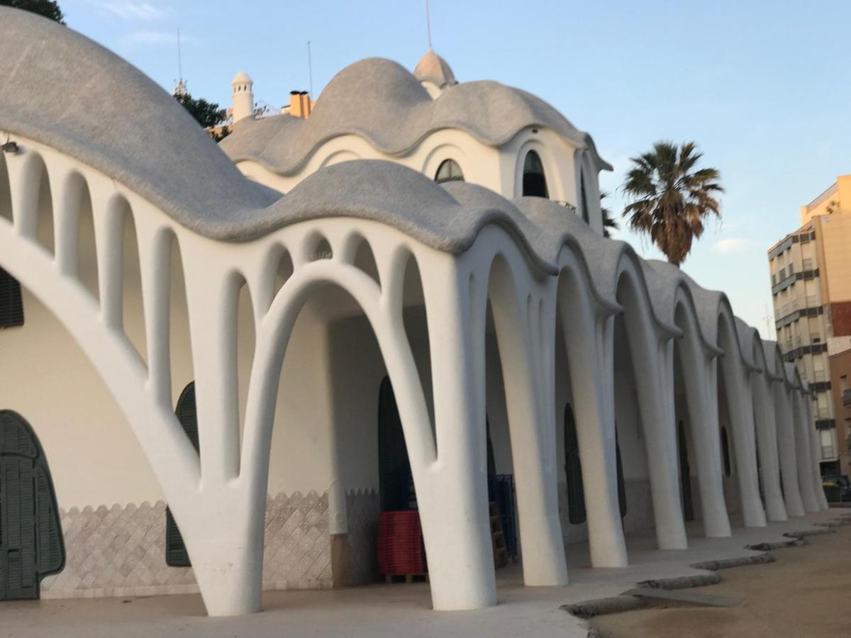 شقة Piso Centrico Con Parking A 20Min De Barcelona تيراسا المظهر الخارجي الصورة